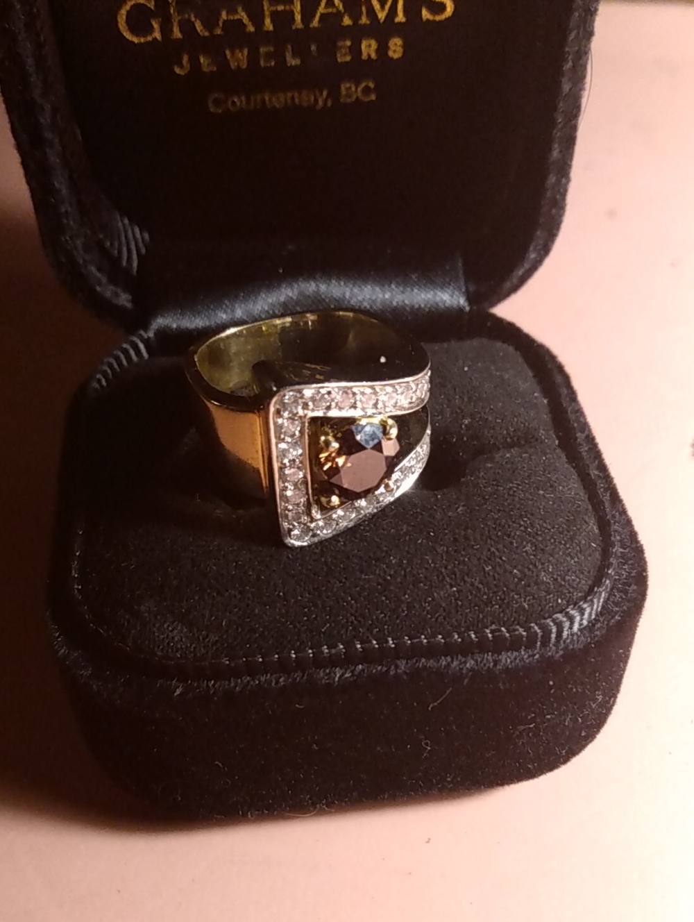 Exquisite 1.86cts Gold And Diamond Ring